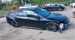 تۆیۆتا کامری